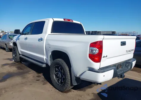 2015 Toyota Tundra 1794 5.7L V8 z USA, uszkodzony, nr VIN 5TFAW5F17FX473071